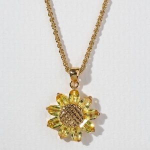 New Vanessa Mooney the sunflower necklace